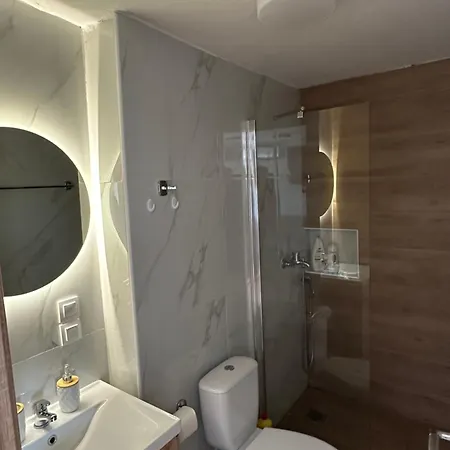 Apartment Coastal Escape *